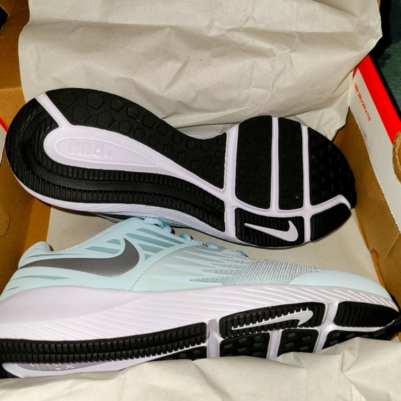 Nike Star Runner NWT - Picture 3 of 10